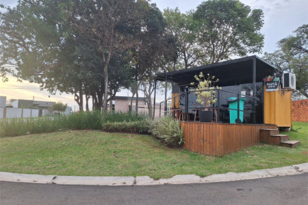Casa à venda com 3 quartos, sendo 1 suíte,  no condomínio Helena Maria, Sorocaba - SP