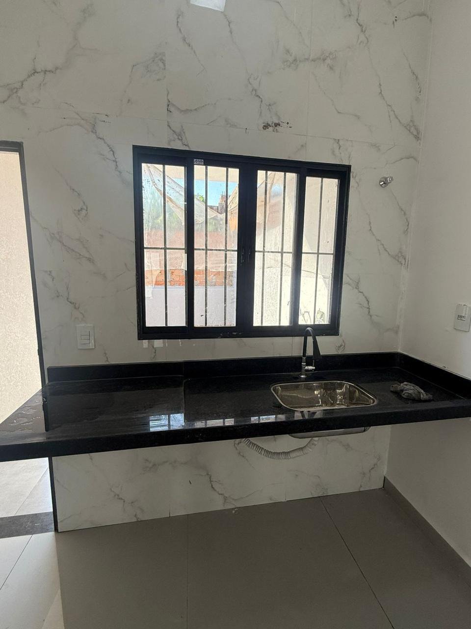 Casa à venda com 2 quartos, sendo 1 suíte, em Parque Bellaville, Hortolândia, SP