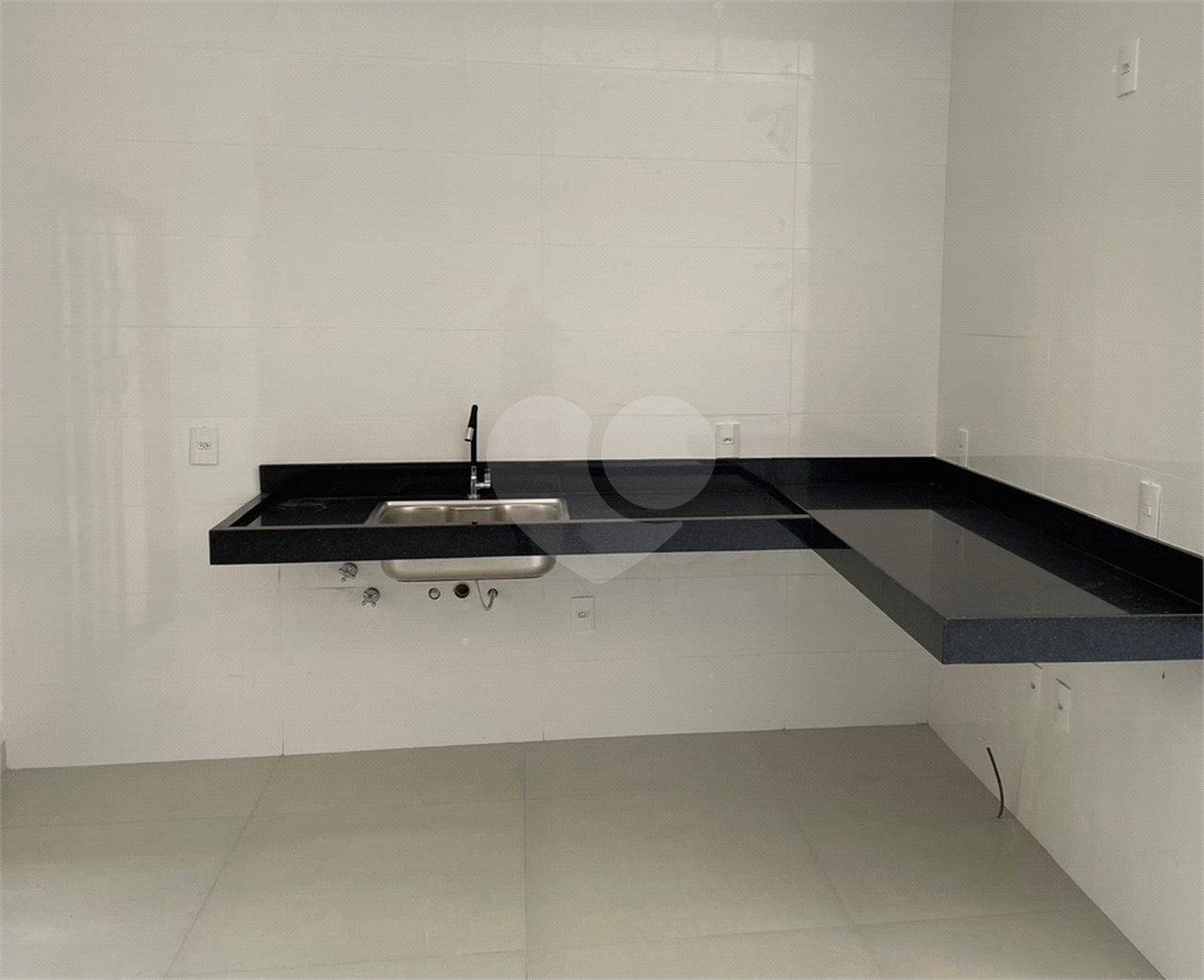Casa à venda com 3 quartos, sendo 1 suíte, em Vila Maria Helena, Indaiatuba, SP