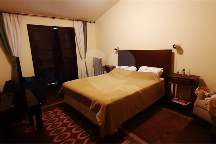 Casa Térrea à venda com 4 quartos, sendo 2 suítes, em Serra da Cantareira, Mairiporã, SP