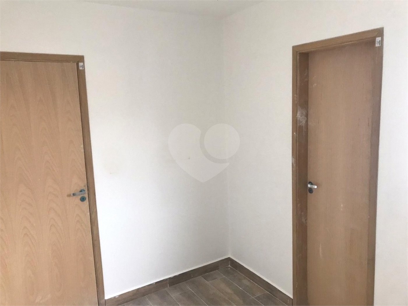 Casa à venda com 2 suítes no condomínio Residence Adelina, São Paulo - SP