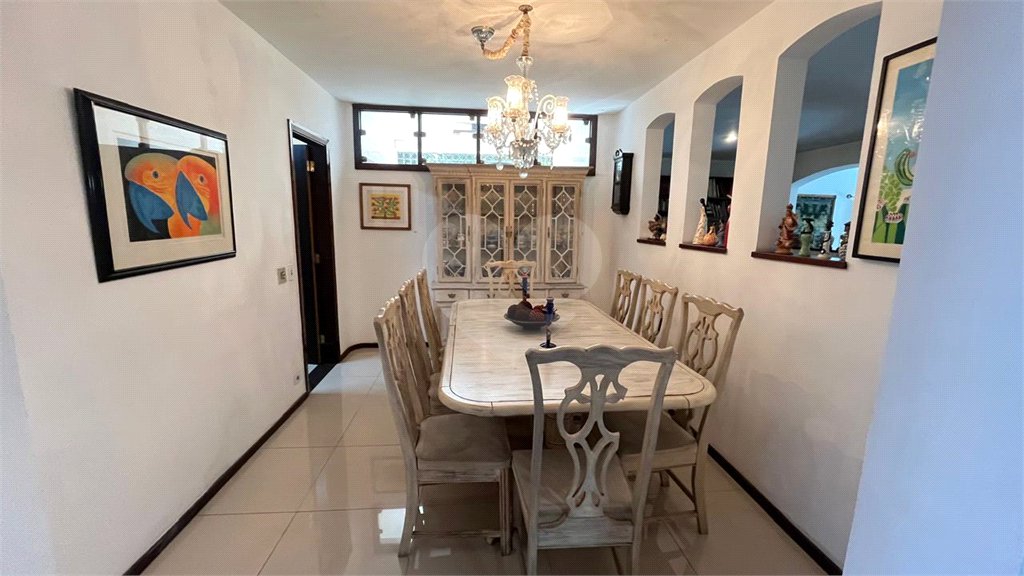 Casa à venda com 4 quartos, sendo 2 suítes, em Lar São Paulo, São Paulo, SP