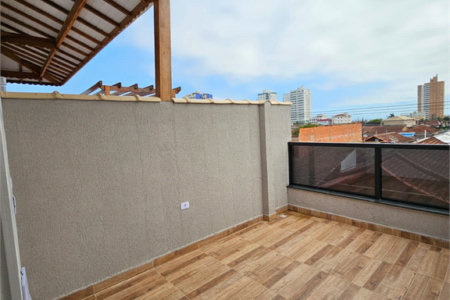 Sobrado à venda com 2 quartos em Maracanã, Praia Grande, SP