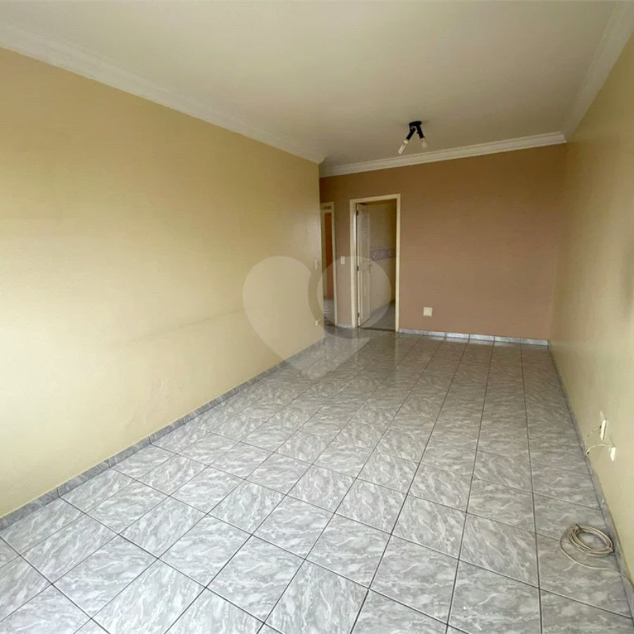 Apartamento à venda com 2 quartos em Vila Gustavo, São Paulo, SP
