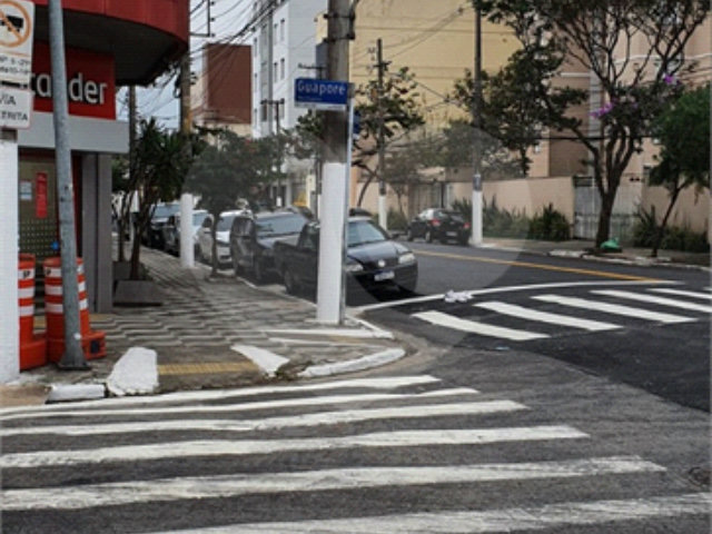Prédio à venda em Bom Retiro, São Paulo, SP