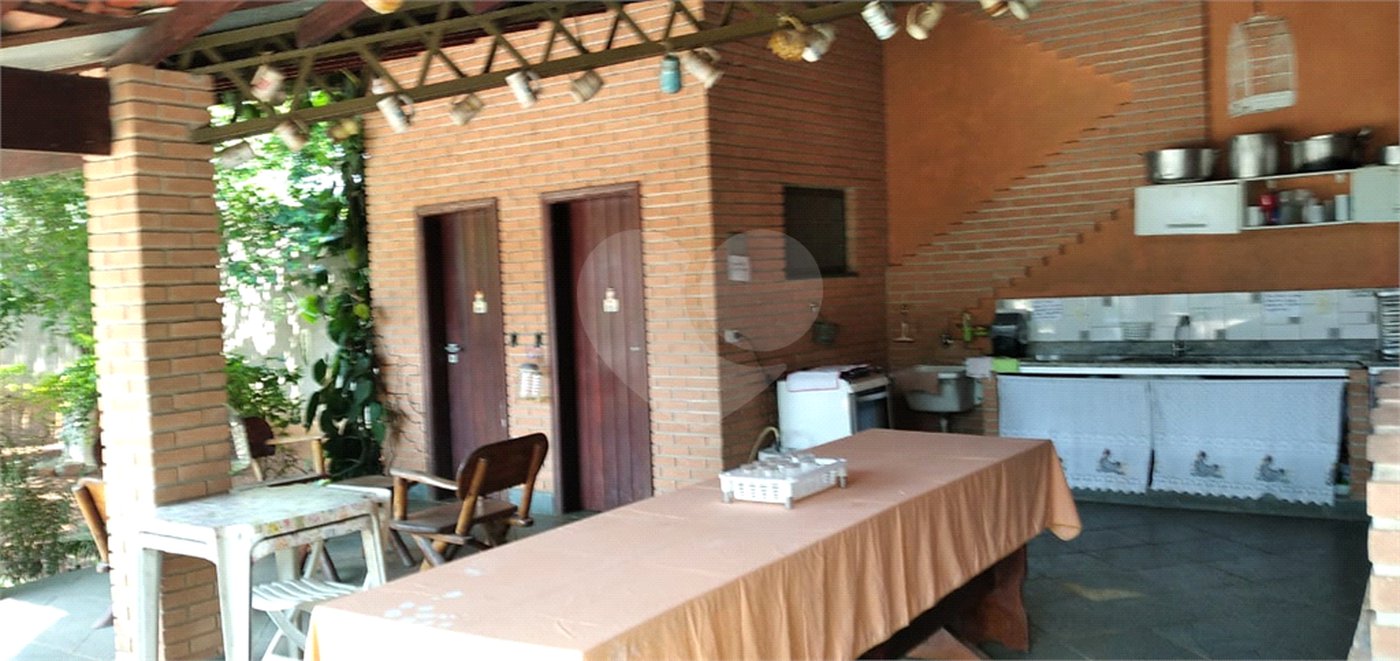 Chácara à venda com 2 quartos no Centro, Araçoiaba da Serra, SP