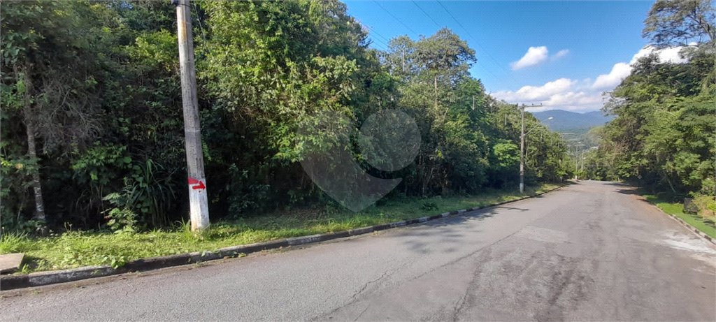 Terreno à venda no condomínio Alpes da Cantareira, Mairiporã - SP