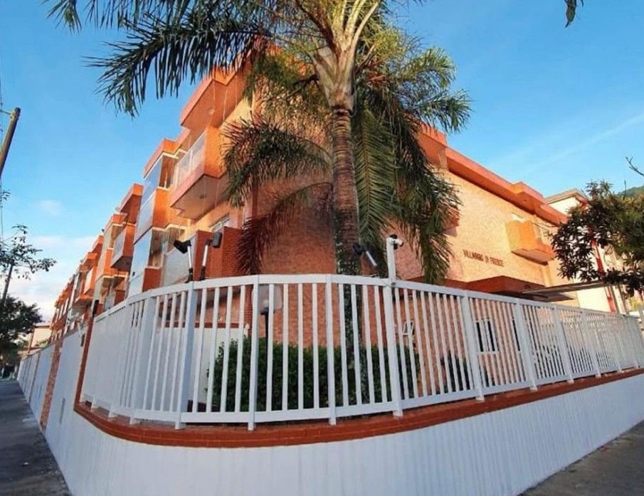 Casa com 2 dormitórios à venda, 109 m² por R$ 585.000,00 - Marapé - Santos/SP