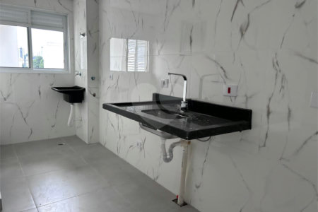 Apartamento à venda com 2 quartos em Vila Vitório Mazzei, São Paulo, SP