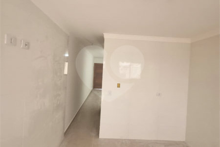 Sobrado à venda com 3 quartos, sendo 1 suíte, em Vila Romero, São Paulo, SP
