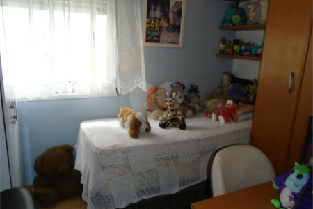 Sobrado à venda com 3 quartos, sendo 1 suíte,  em Santo Amaro, São Paulo, SP