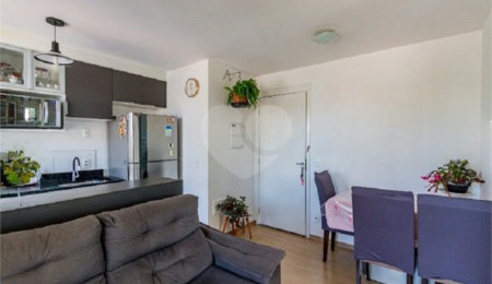 Apartamento à venda com 2 quartos em Parque Industrial Tomas Edson, São Paulo, SP