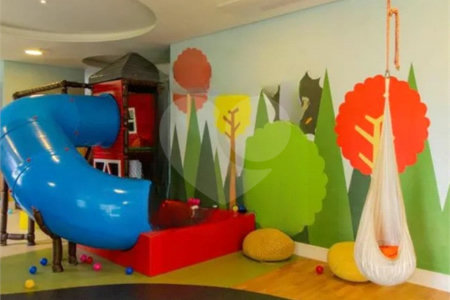 Apartamento à venda com 4 quartos, sendo 2 suítes,  em Vila Anastácio, São Paulo, SP