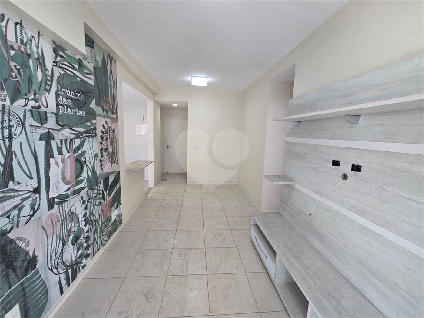 Apartamento para alugar com 2 quartos, sendo 1 suíte, em Parque Riviera, Cabo Frio, RJ