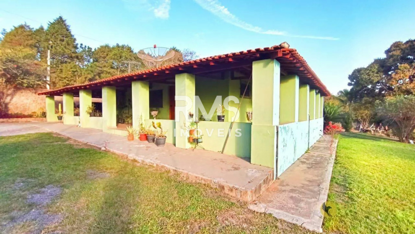 Chácara à venda com 4 quartos, sendo 2 suítes,  em Chácara Sete Quedas, Itu, SP