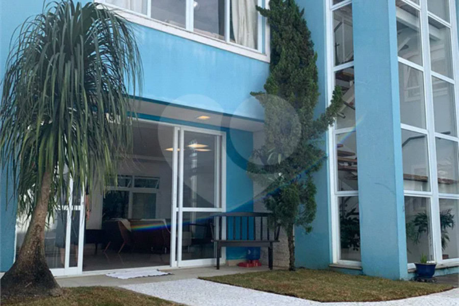 Casa à venda com 4 suítes em Santana, São Paulo, SP