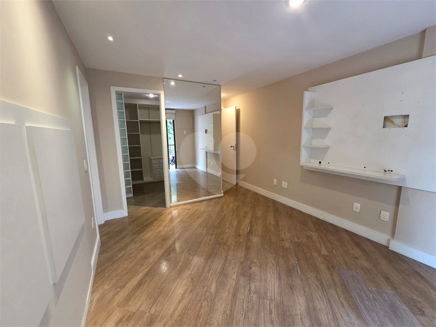 Apartamento à venda com 3 quartos, sendo 1 suíte,  em Tijuca, Rio de Janeiro, RJ