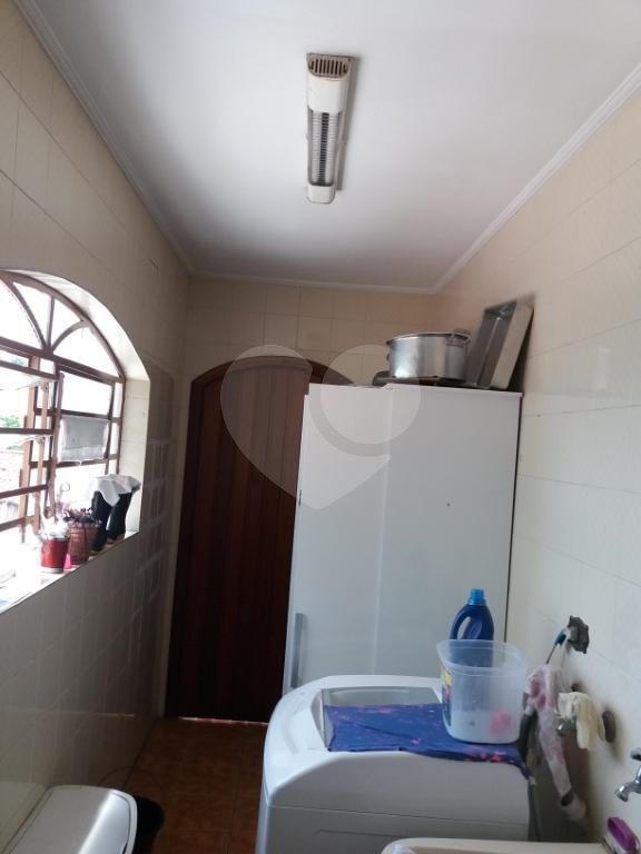 Sobrado à venda com 4 quartos, sendo 2 suítes, em Tremembé, São Paulo, SP