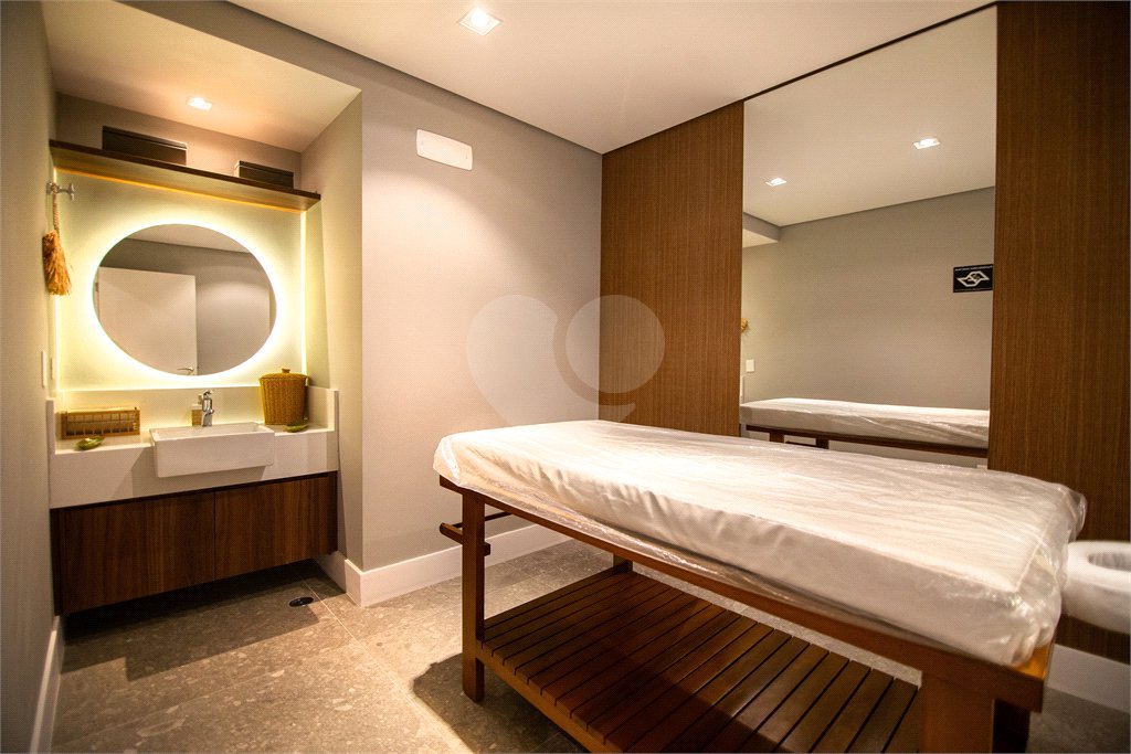 Apartamento à venda com 3 suítes em Vila Mariana, São Paulo, SP
