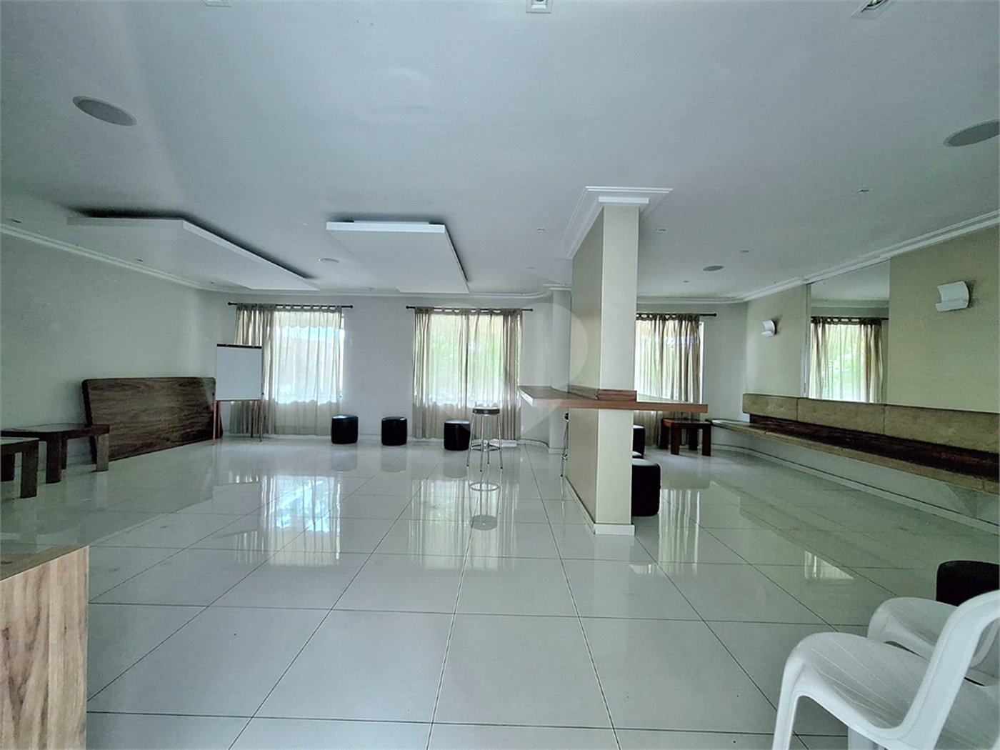 Apartamento à venda com 3 quartos, sendo 1 suíte, em Vila Monte Alegre, São Paulo, SP