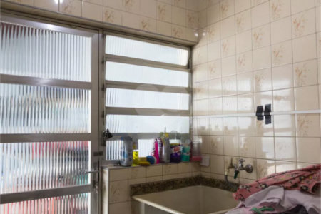 Sobrado à venda com 4 quartos, sendo 1 suíte, em Vila Jaguara, São Paulo, SP