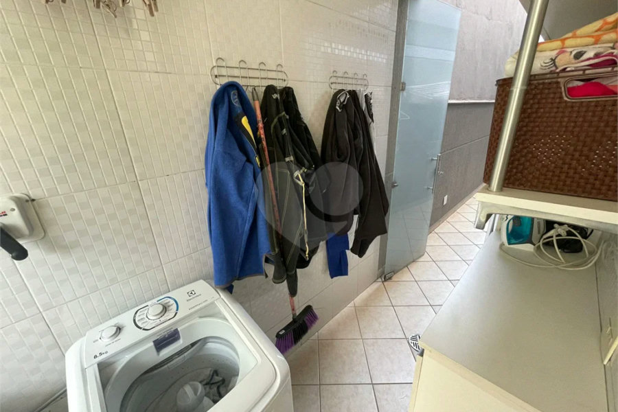 Sobrado à venda com 3 suítes em Santana, São Paulo, SP