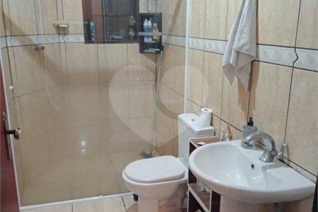 Casa à venda com 3 quartos, sendo 1 suíte,  em Vila Júlia, Poá, SP