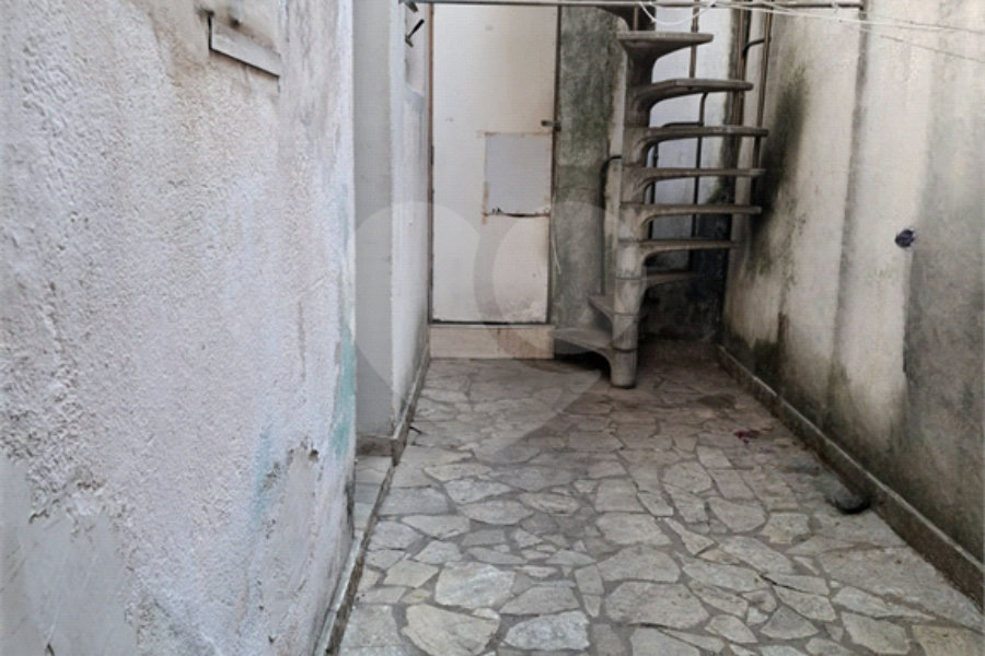 Casa à venda com 4 quartos, sendo 3 suítes, em Jardim São Bento, São Paulo, SP