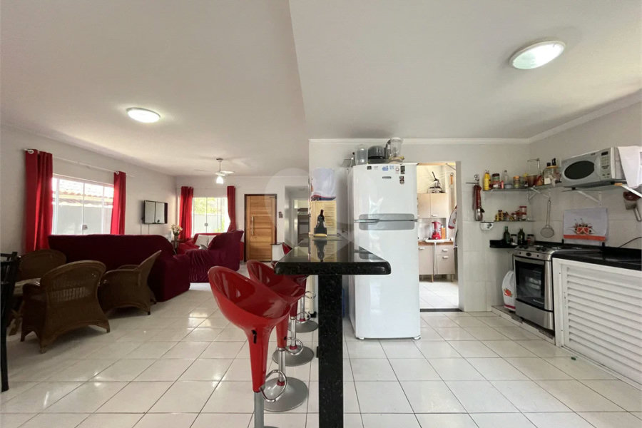 Casa à venda com 4 quartos, sendo 1 suíte, em Morada da Praia, Bertioga, SP