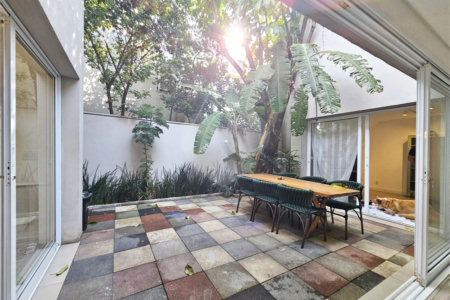 Casa de Vila à venda com 3 suítes em Vila Nova Conceição, São Paulo, SP