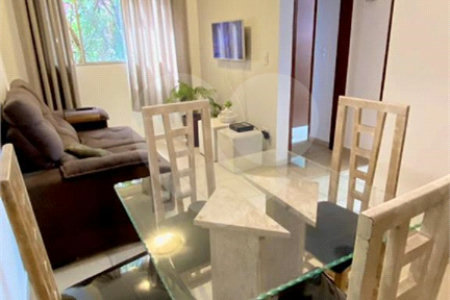 Apartamento à venda com 3 quartos, sendo 1 suíte, em Vila Parque Jabaquara, São Paulo, SP