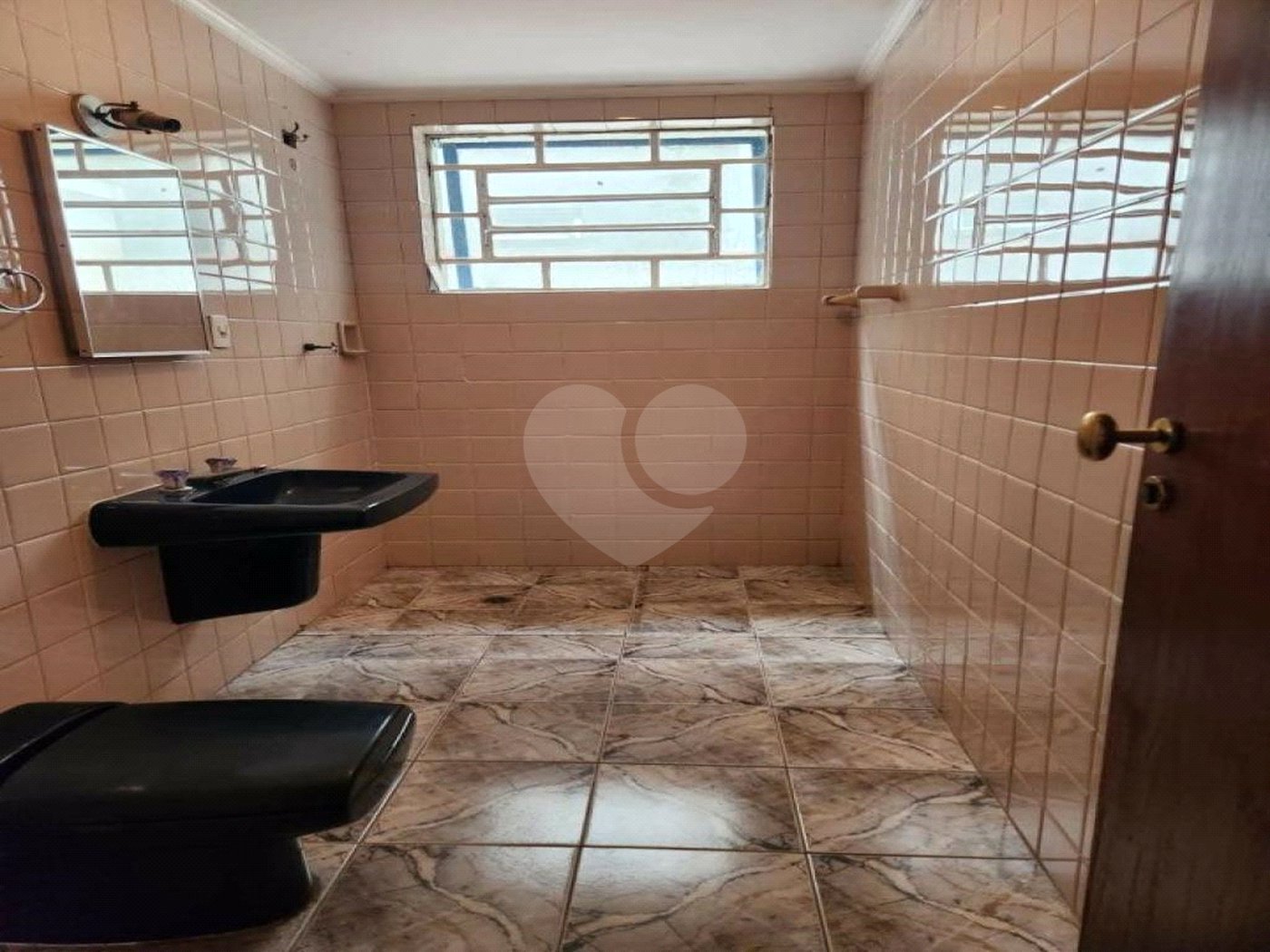 Casa espaçosa, ótima para se viver com qualidade