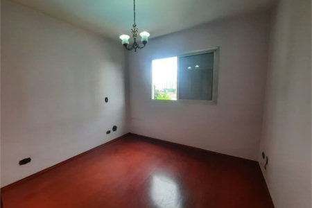 Apartamento à venda com 3 quartos em Jardim Esmeralda, São Paulo, SP