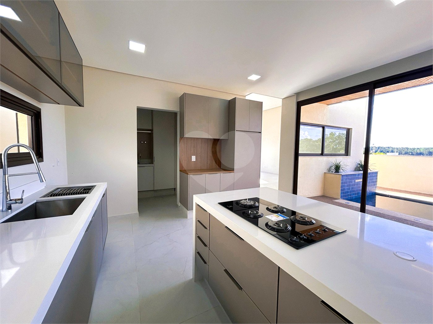 Casa à venda com 3 suítes no condomínio Residencial Jardim Villa Verona, Sorocaba - SP