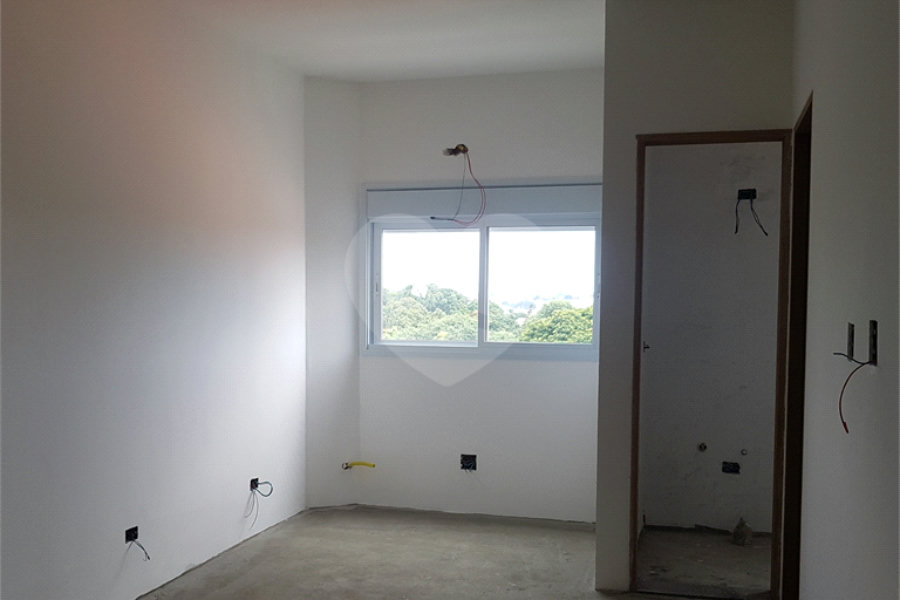 Sobrado à venda com 4 suítes em Tremembé, São Paulo, SP
