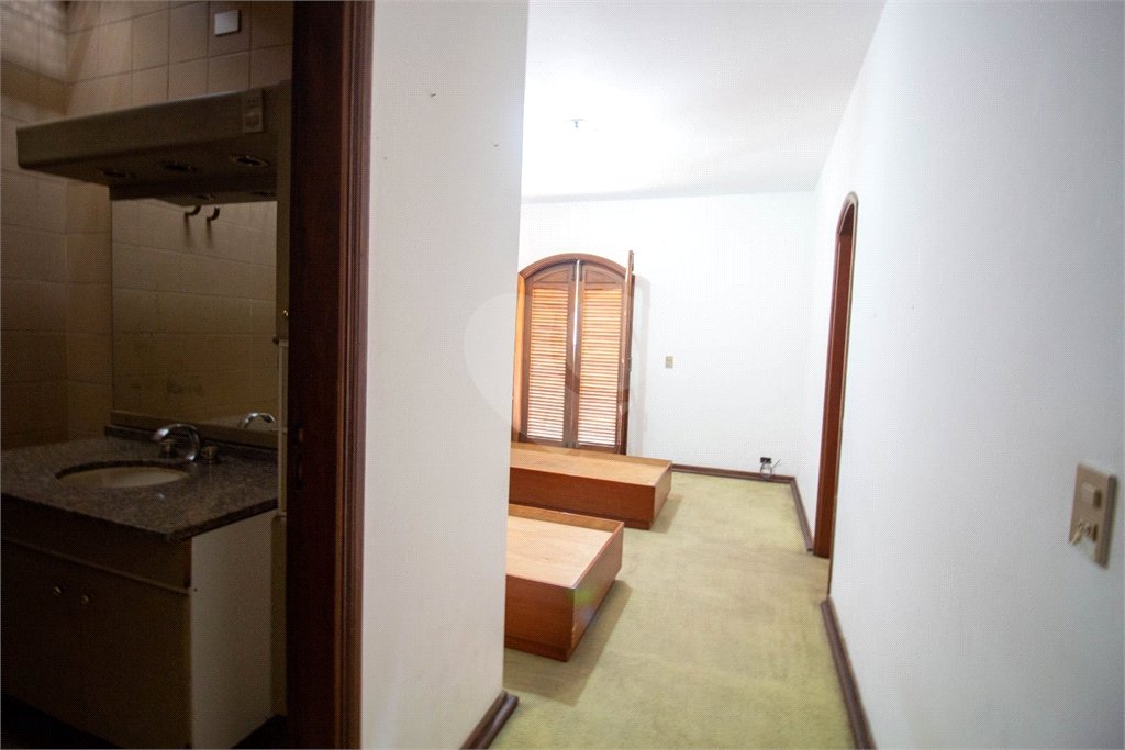 Casa à venda ou para alugar com 4 quartos, sendo 1 suíte, no Centro, São Roque, SP