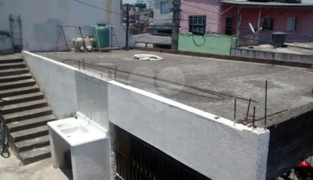 Sobrado à venda com 4 quartos, sendo 1 suíte,  em Tremembé, São Paulo, SP