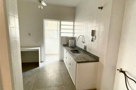 Apartamento à venda com 3 quartos em Cerqueira César, São Paulo, SP