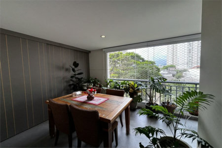 Apartamento para alugar com 3 suítes em Vila Romana, São Paulo, SP