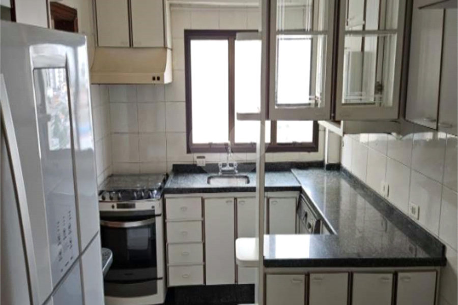 Apartamento à venda com 3 quartos, sendo 1 suíte, em Anália Franco, São Paulo, SP