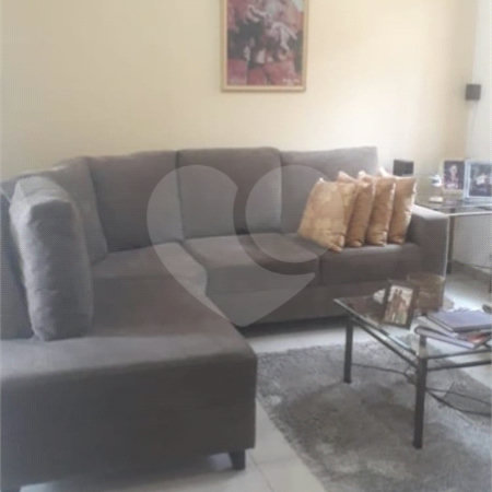 Casa à venda com 3 quartos, sendo 1 suíte,  em Vila Oliveira, Mogi das Cruzes, SP