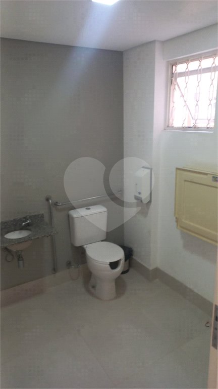 Salão Comercial à venda ou para alugar em Vila Vitória, Mogi das Cruzes, SP