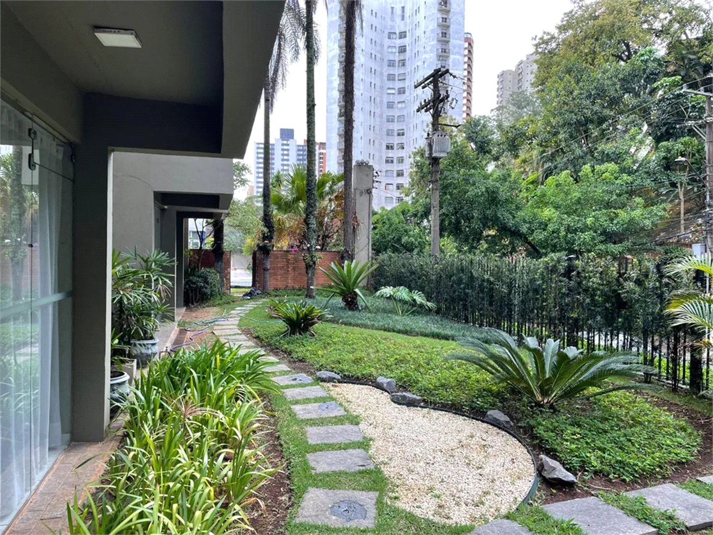 Apartamento à venda com 2 suítes em Vila Andrade, São Paulo, SP
