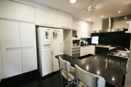Casa à venda com 3 quartos, sendo 2 suítes,  em Vila Tramontano, São Paulo, SP