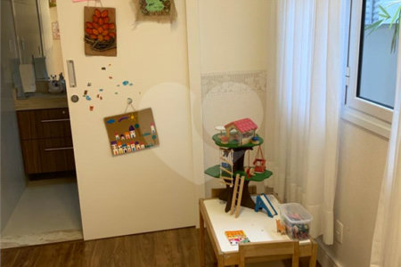 Casa Térrea à venda com 3 quartos, sendo 2 suítes, em Parque Vitória, São Paulo, SP