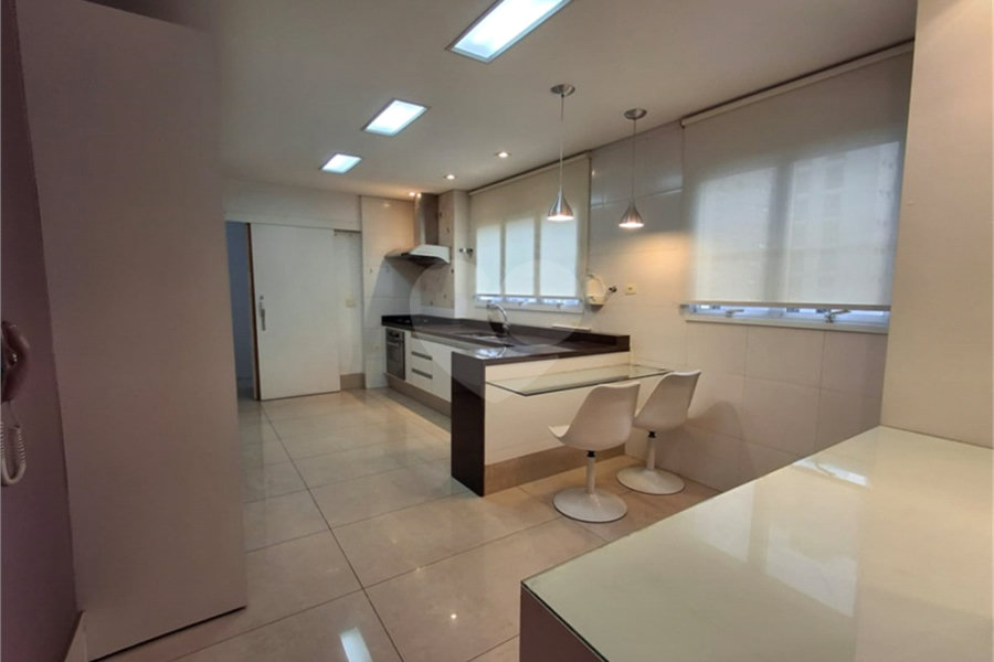 Apartamento à venda com 4 quartos, sendo 3 suítes, em Santana, São Paulo, SP