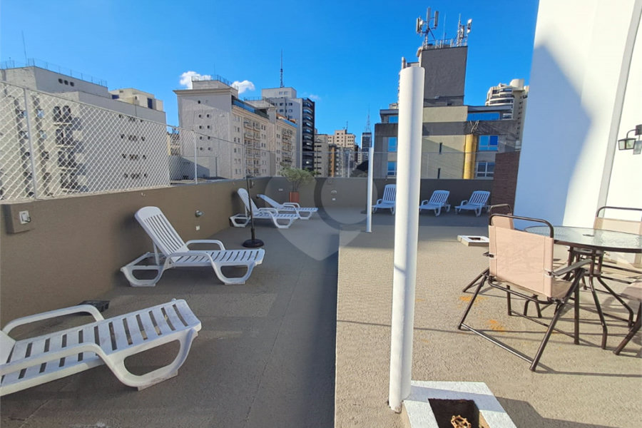 Apartamento à venda com 3 quartos, sendo 1 suíte,  em Paraíso, São Paulo, SP
