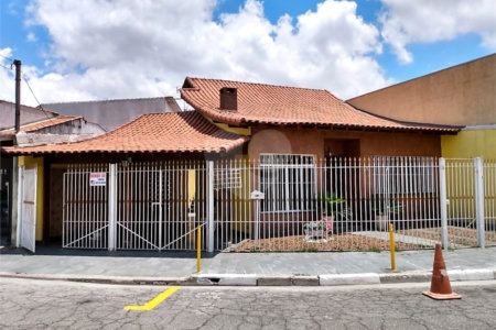 Casa Térrea à venda com 2 quartos em Jardim da Glória, Taboão da Serra, SP