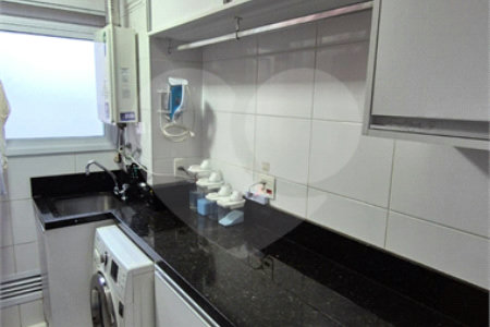 Apartamento à venda com 3 quartos, sendo 1 suíte,  em Jardim Arpoador, São Paulo, SP