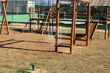 Terreno à venda no condomínio Horto Florestal Villagio, Sorocaba - SP